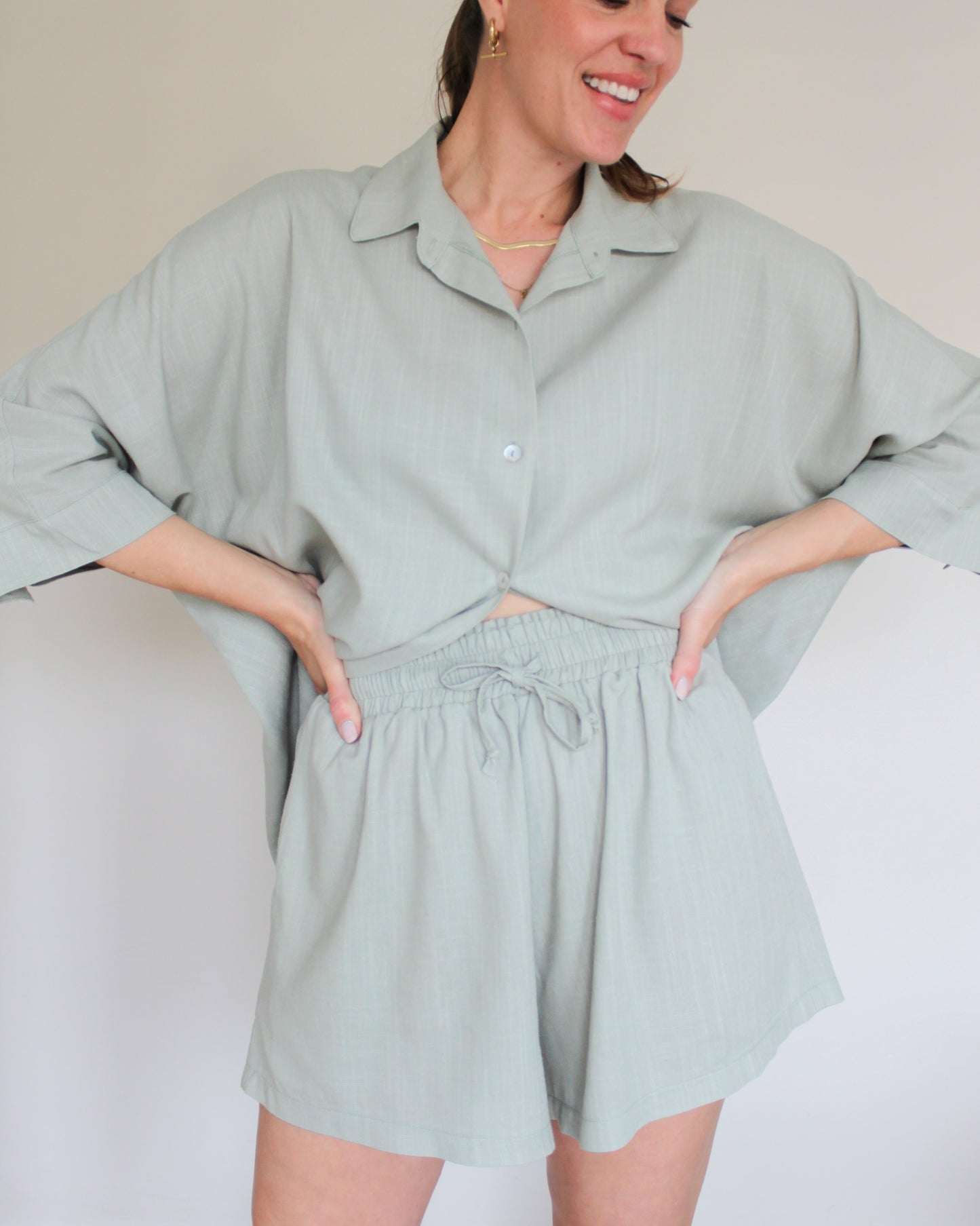 Ropa linen-blend shorts (sage)