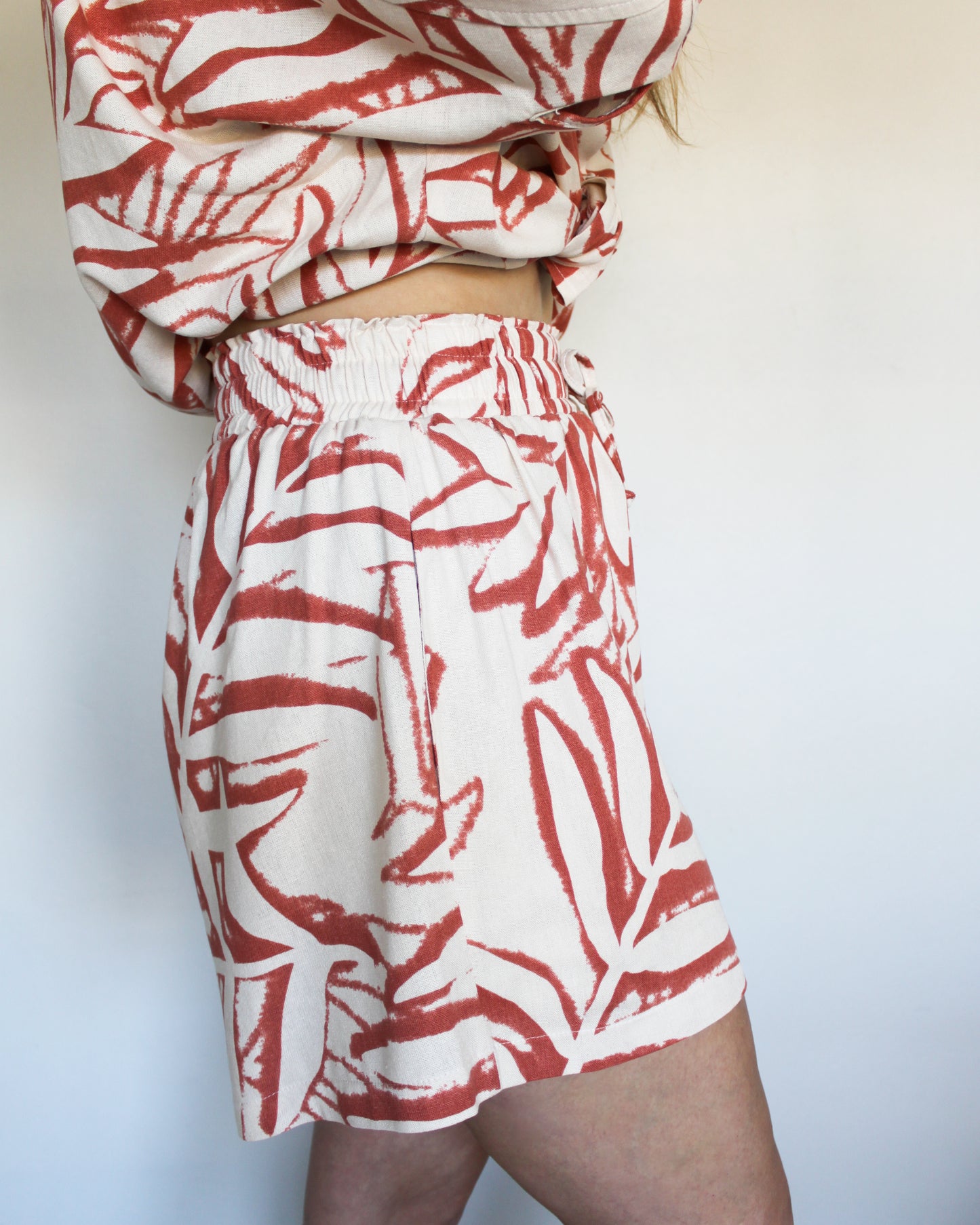Ropa linen-blend short set (rusty leaves)