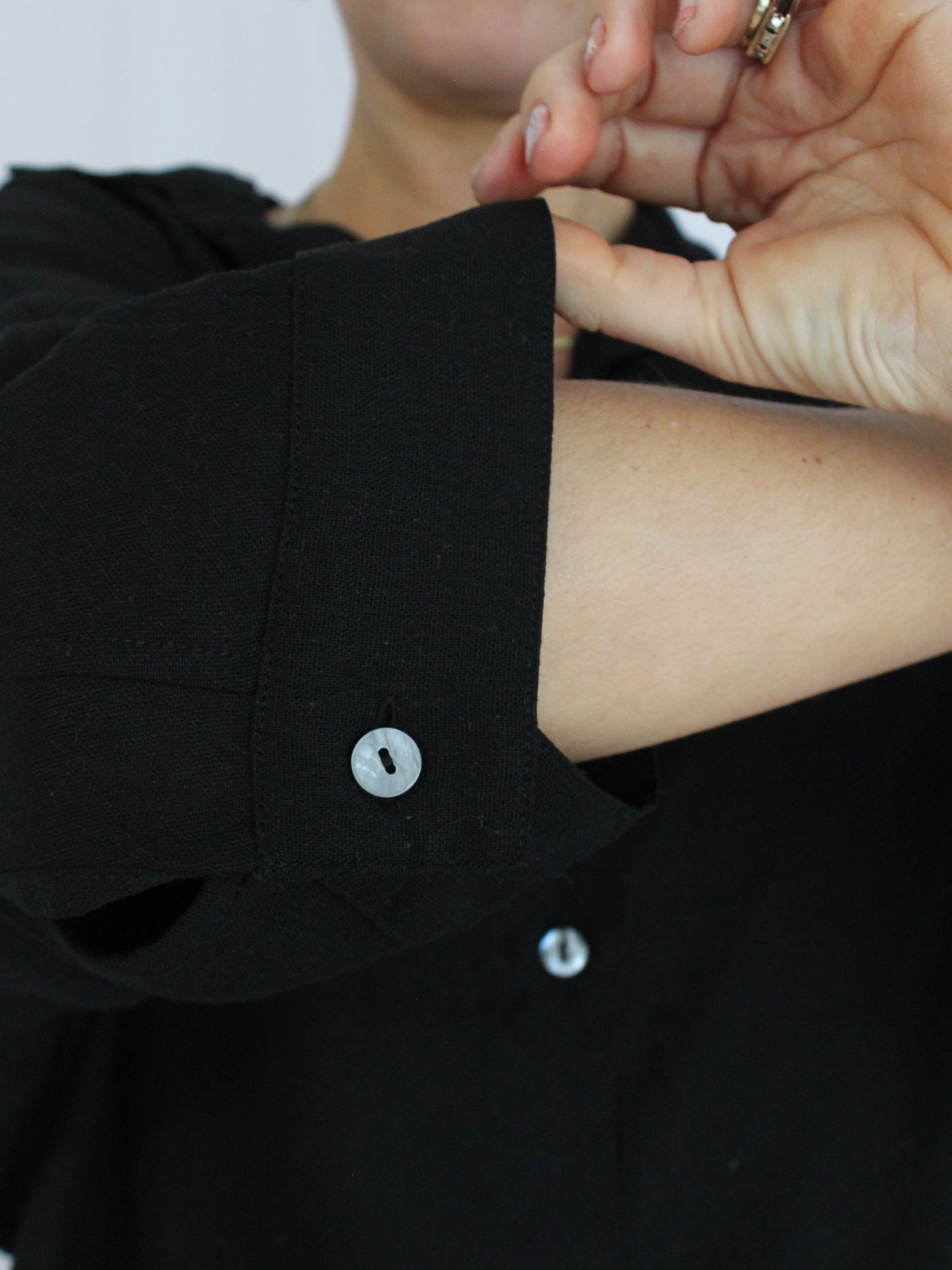 Ropa linen-blend shirt (black)